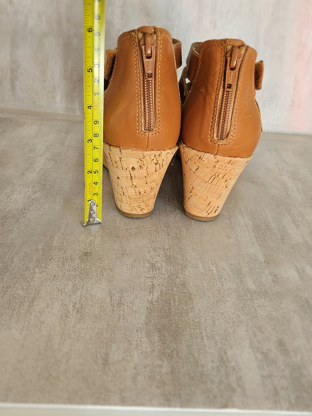 ROCKPORT Women's Cognac Brown Leather Wedge Sandals Size 9 Wide Strappy Back Zip - Picture 14 of 16